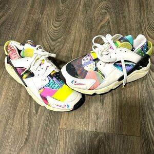 Nike sneakers like new